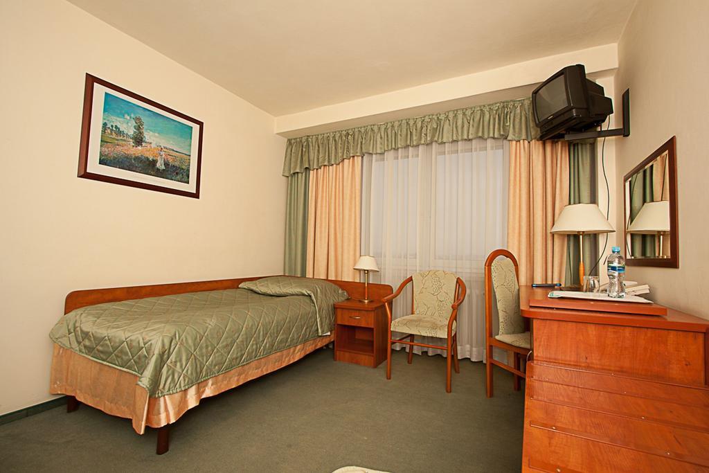 Hotel Accademia Ostrowiec Świętokrzyski Quarto foto